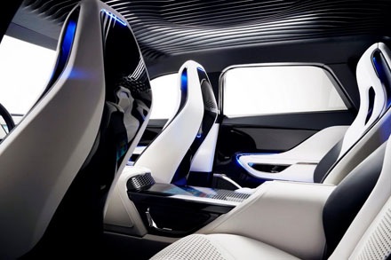 Tìm hiểu C-X17 concept – chiếc SUV đầu tiên của Jaguar - 14 Tìm hiểu C-X17 concept – chiếc SUV đầu tiên của Jaguar